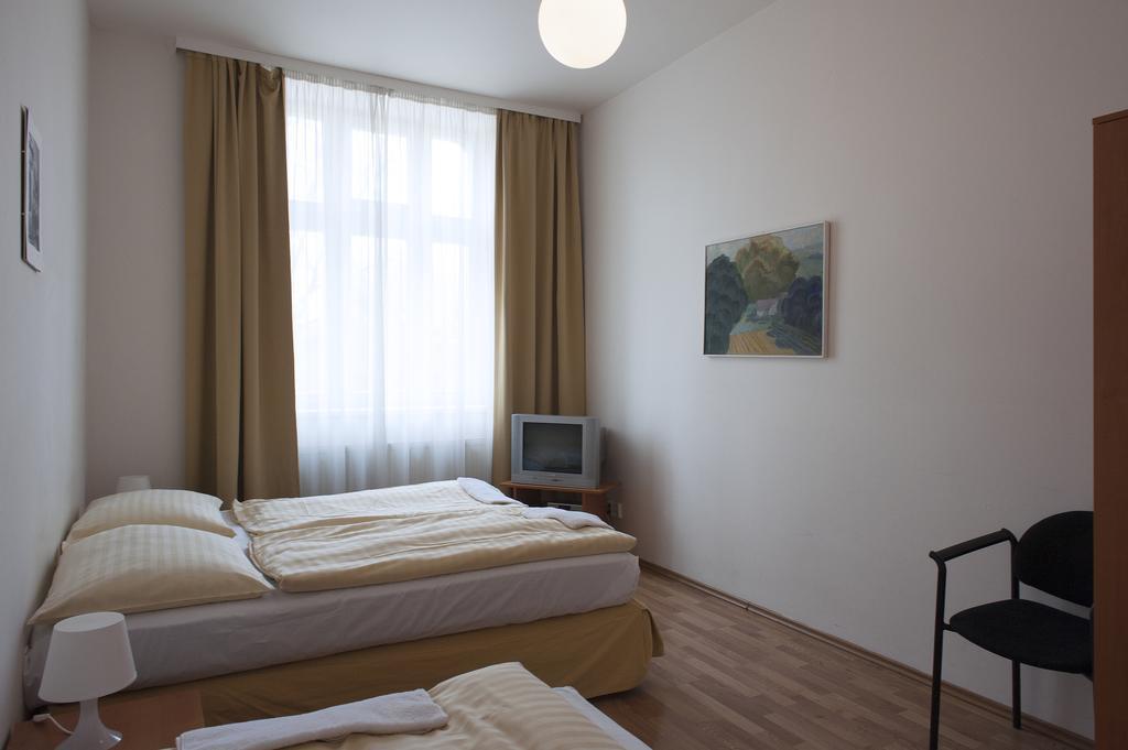 Aparthotel Alea House 3*