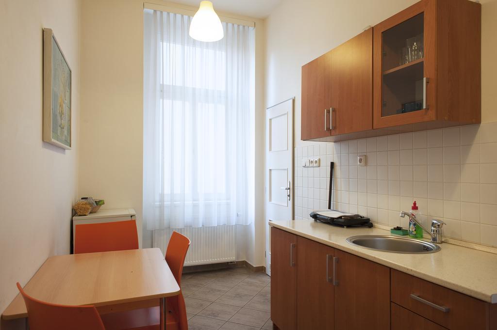 Alea House Aparthotel 3*